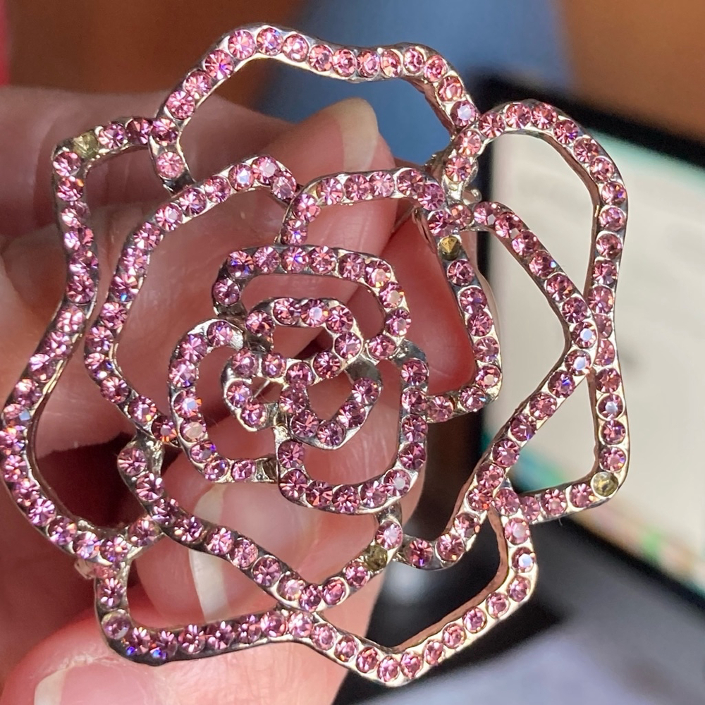 SOLD--Women's rhinestone Rose Brooch Pink - Picture 1 of 8